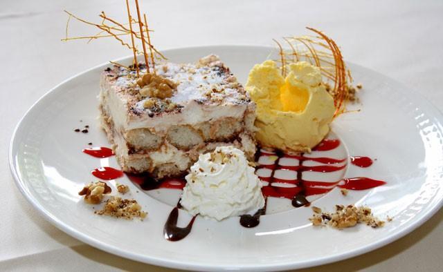 Hotel Restaurant Balkan Трир Экстерьер фото